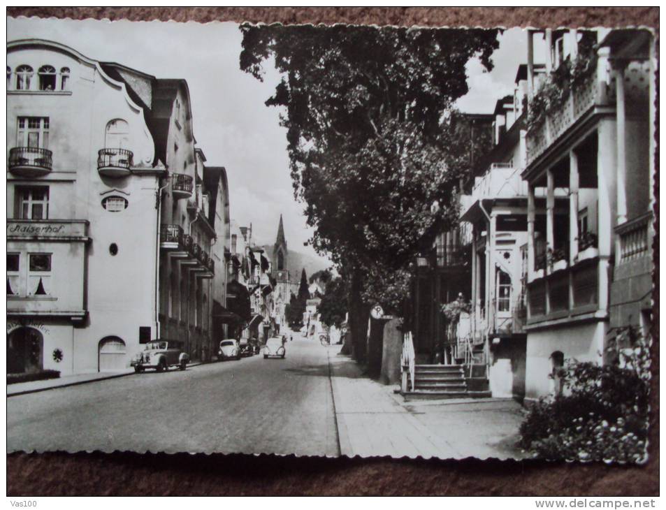 BAD PYRMONT, KISCHSTRASSE, CHURCH, CARS - Bad Pyrmont