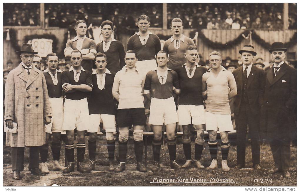 Männer Turn Verein München FOOTBALL TEAM RARE 1922 - Voetbal