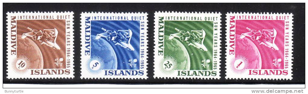 Maldives Islands 1965 General Electric Observation Communication Satellite Sun MNH - Malediven (...-1965)