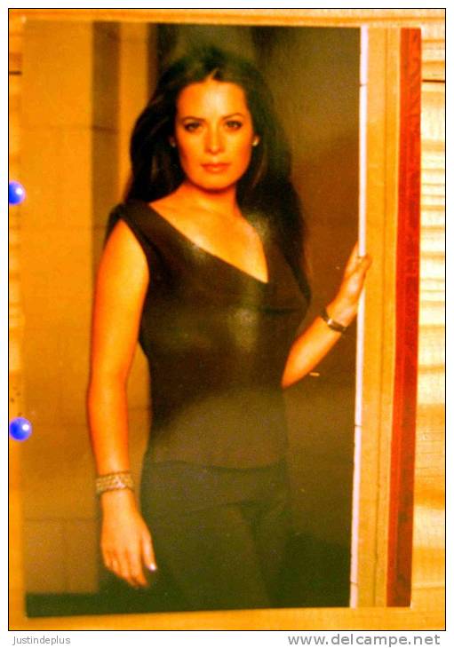 LES JOLIES PIN UP DE LA SERIE TV CHARMED N° 39 - Charmed