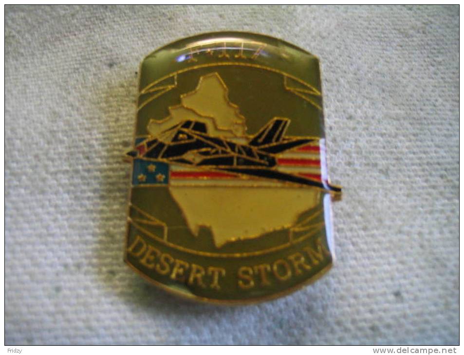 Pin´s Dd L'avion Militaire Américain F-117. Desert Storm - Army