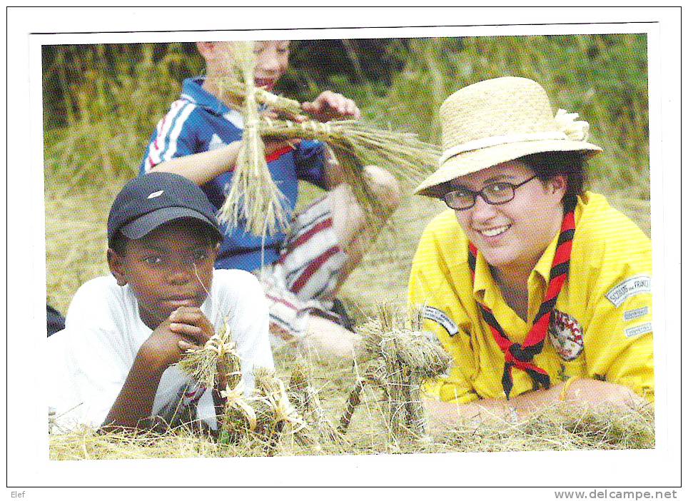 SCOUTISME: Scouts / Guides De France;Camp Mosaique ; Objets En Paille; TB - Scouting