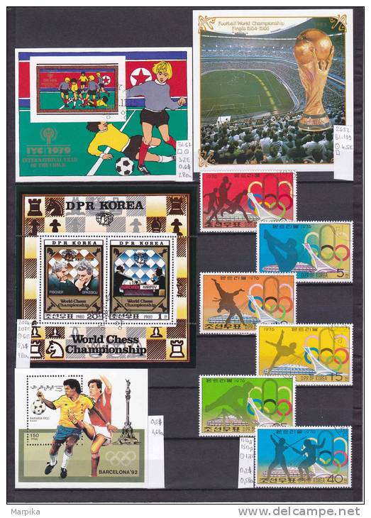 SOCCER World Wide, 28 Full Sets Or Miniature Sheets, Over 103 Stamps - Collezioni (in Album)