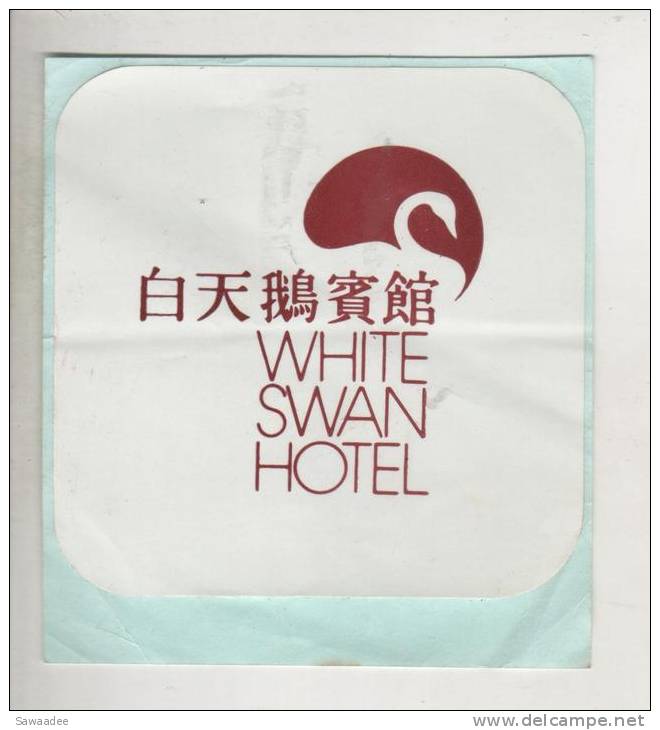 ETIQUETTE HOTEL - CHINE - WHITE SWAN HOTEL - ANNEE 80 - AUTOCOLLANT - Hotel Labels