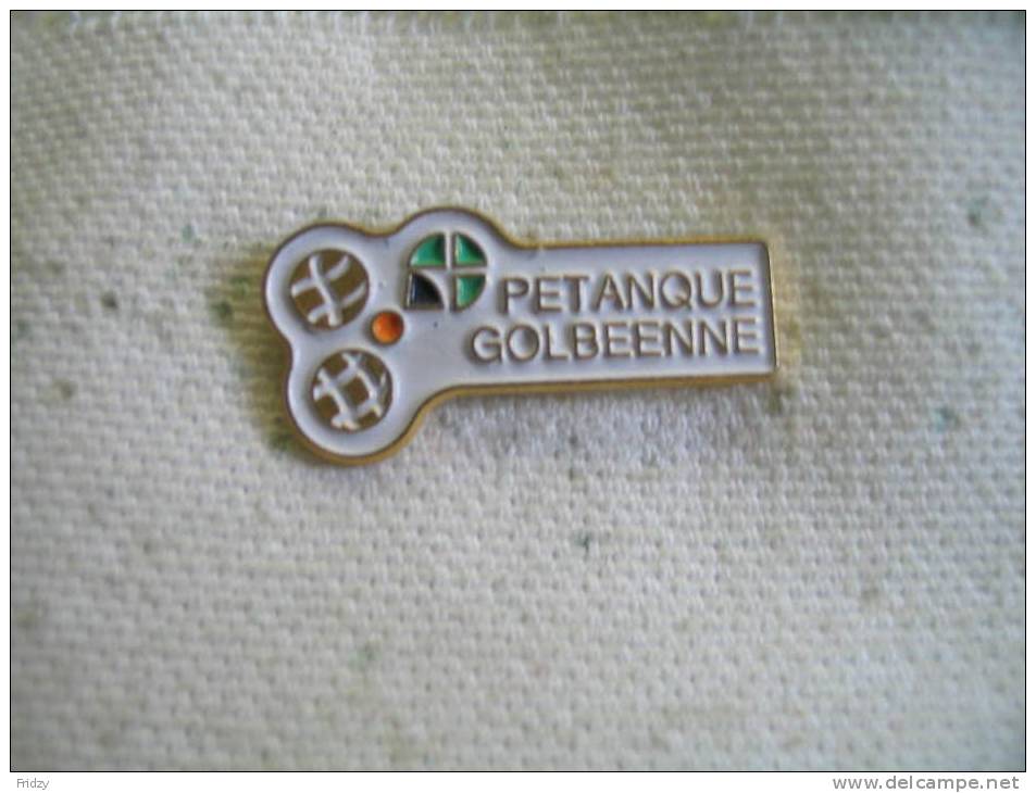 Pin's De La Pétanque Golbéenne - Bowling