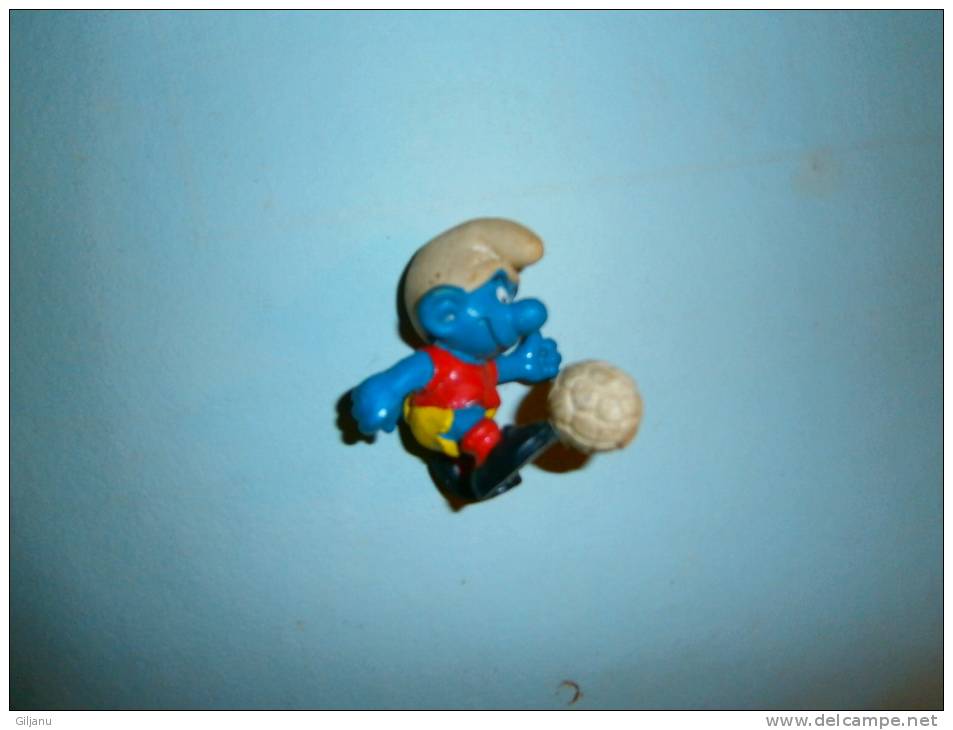 SCHTROUMPF FOOTBALLEUR - Smurfs