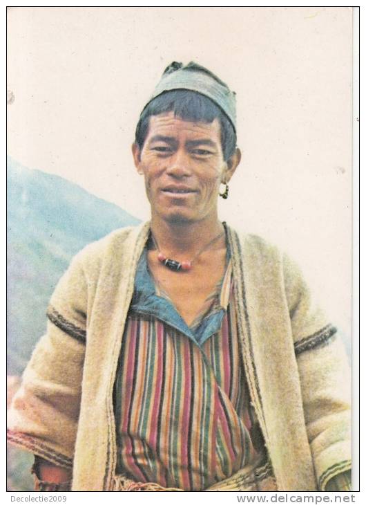 BR28220 Mountain  Porter Nepal   2  Scans - Nepal