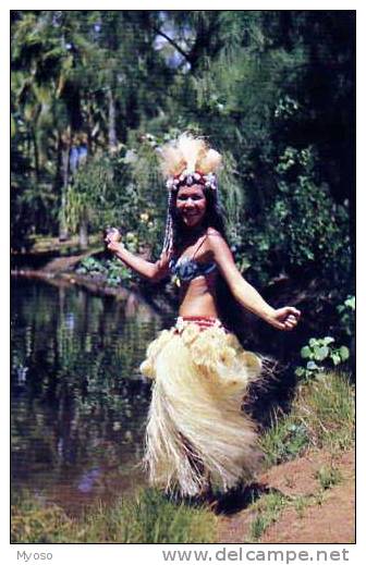 Tahiti Tamoure Execute Par MissLea Avaemai Miss Tahiti 1964,photo Du Film Sortilege Tahitien,photo Par Afo Giau - Tahiti