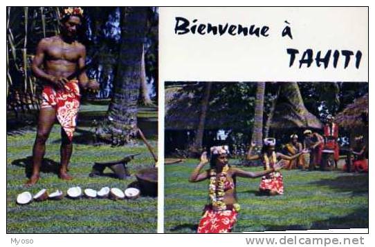 Bienvenue A Tahiti  Scenes De La Vie Polynesienne, Noix De Coco - Tahiti