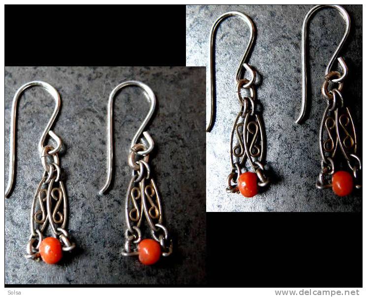 - Fines Boucles Persanes En Argent Et Corail  / Delicate Persian Earrings Silver And Coral - Oorringen
