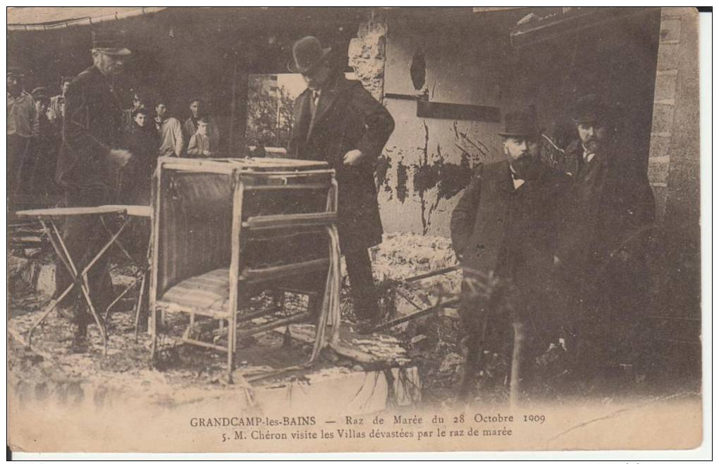 14 CPA - GRANDCAMP LES BAINS RAZ DE MAREE  1909 VISITE DE M.CHERON DANS LES VILLAS - Sonstige & Ohne Zuordnung