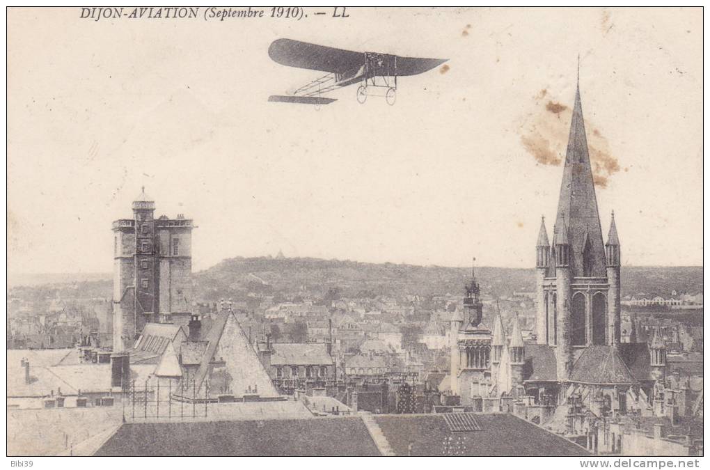 DIJON - AVIATION ( Septembre 1910 ). Tache Marron Sur Le Clocher De L'Eglise. - Meetings