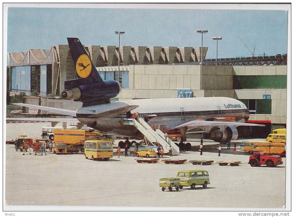 TRANSPORT AERODROMES FRANKFURT AM MAIN GERMANY BIG POSTCARD 1978. - Aérodromes