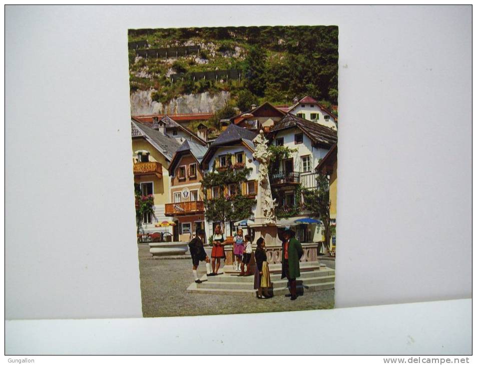 Hallstatt,  Am Hallstatter Marktplatz. "Salzkemmergut" (Austria) - Autres & Non Classés