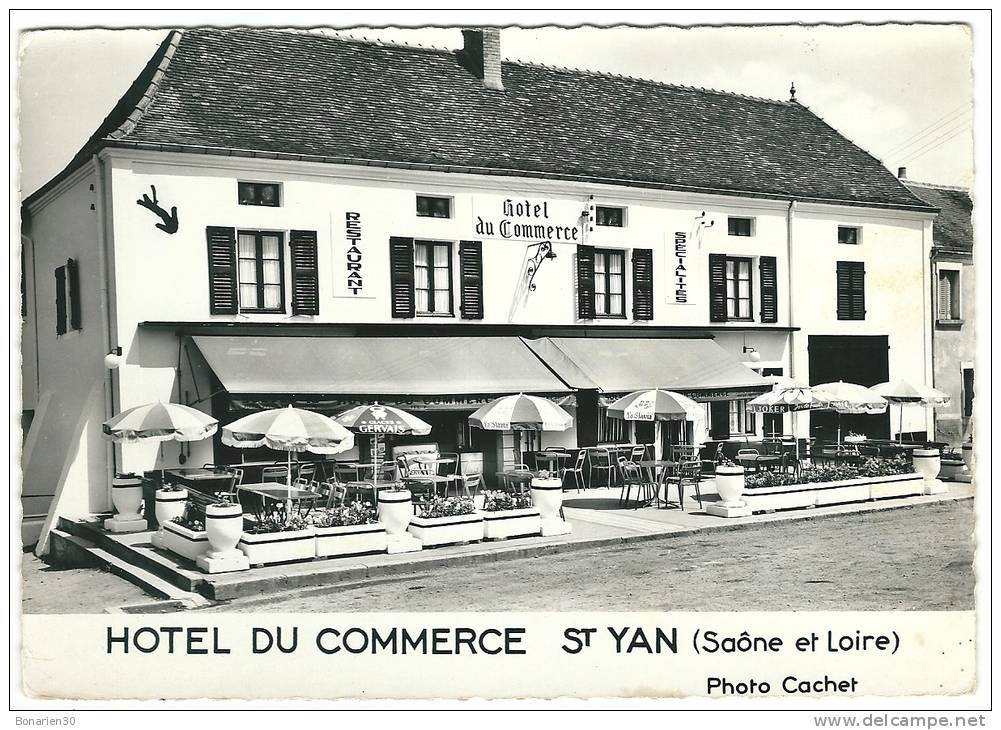 CPSM 71  SAINT YAN HOTEL DU COMMERCE   BEAU PLAN - Other & Unclassified