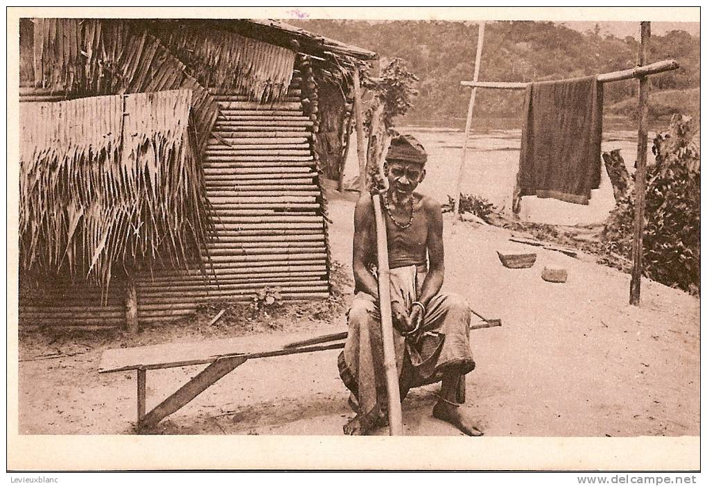 GABON/un Chrétien Galoa/ 1936     CPD50 - Gabon