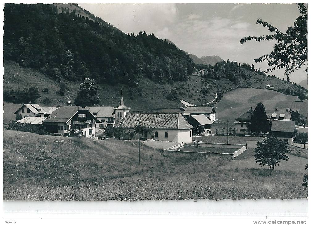 Les Sciernes D´Albeuve. Vue Partielle, Près De L'église - Albeuve