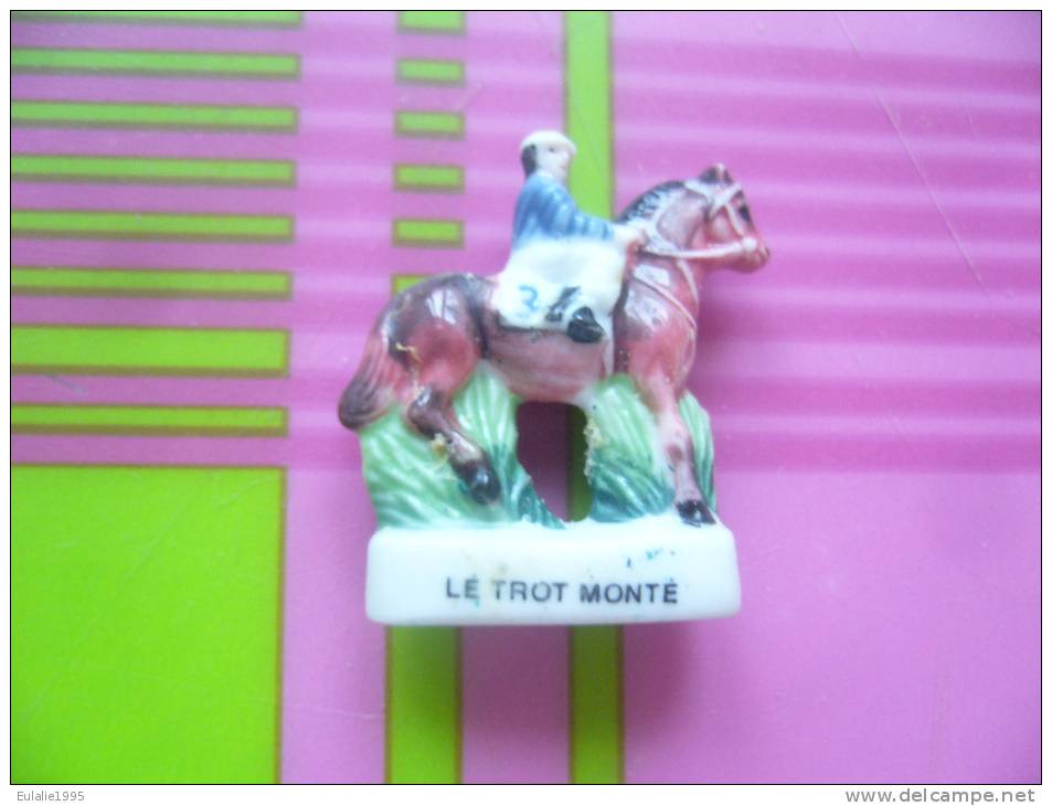 Fève Serie Le Monde Hippique : LE TROT MONTE - Tiere