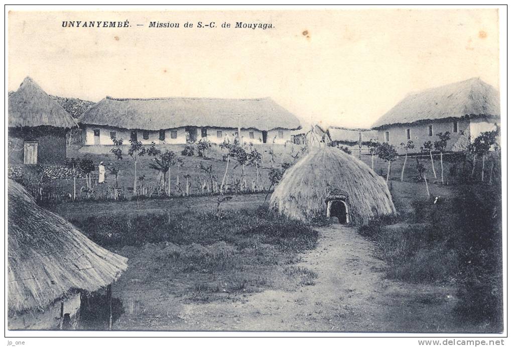 CPA - Tanzanie - UNYANYEMBE   Mission De S.-C De Mouyaga - Village Traditionnel - Huttes Typiques (TBE) - Tanzanie