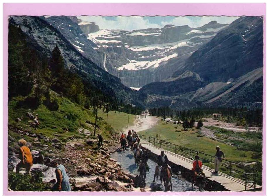 CPM 10*15/K496/GAVARNIE RETOUR DU CIRQUE CHEVAL VOIR SCAN PLIURE VERS DROITE - Gavarnie