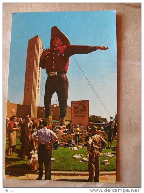 US Dallas  Texas - Big Tex -The Wolrd's Tallest Cowboy   D88127 - Dallas