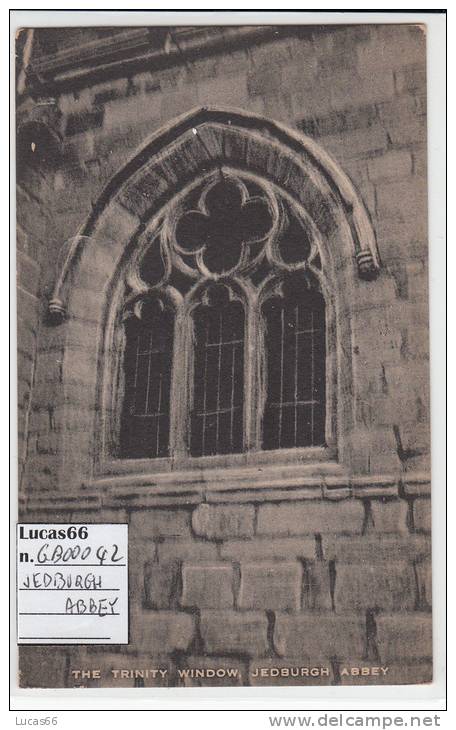 JEDBURG C1930 - JEDBURGH ABBEY / THE TRINITY WINDOW- GB00042 - Roxburghshire