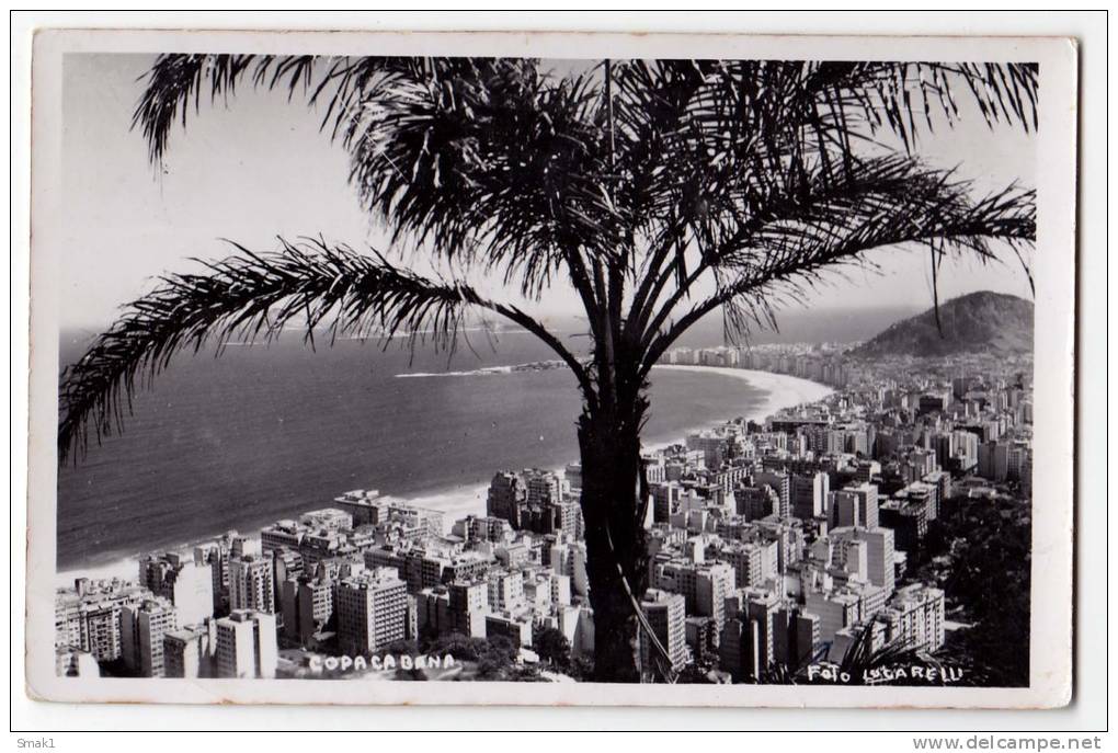 AMERICA BRAZIL COPACABANA THE BEACH OLD POSTCARD 1958. - Copacabana