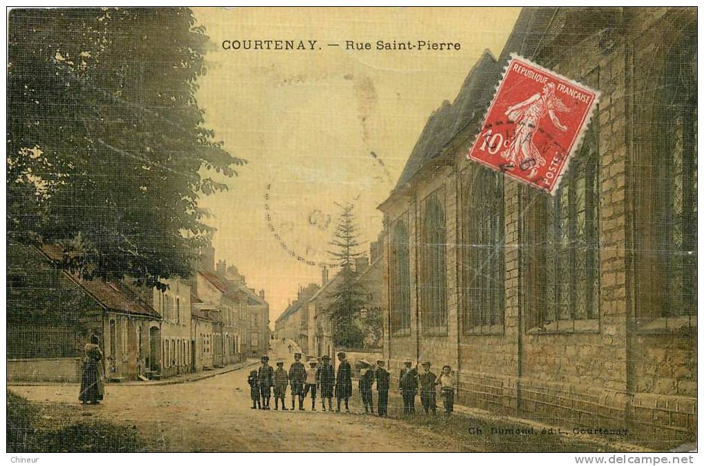 COURTENAY RUE SAINT PIERRE - Courtenay