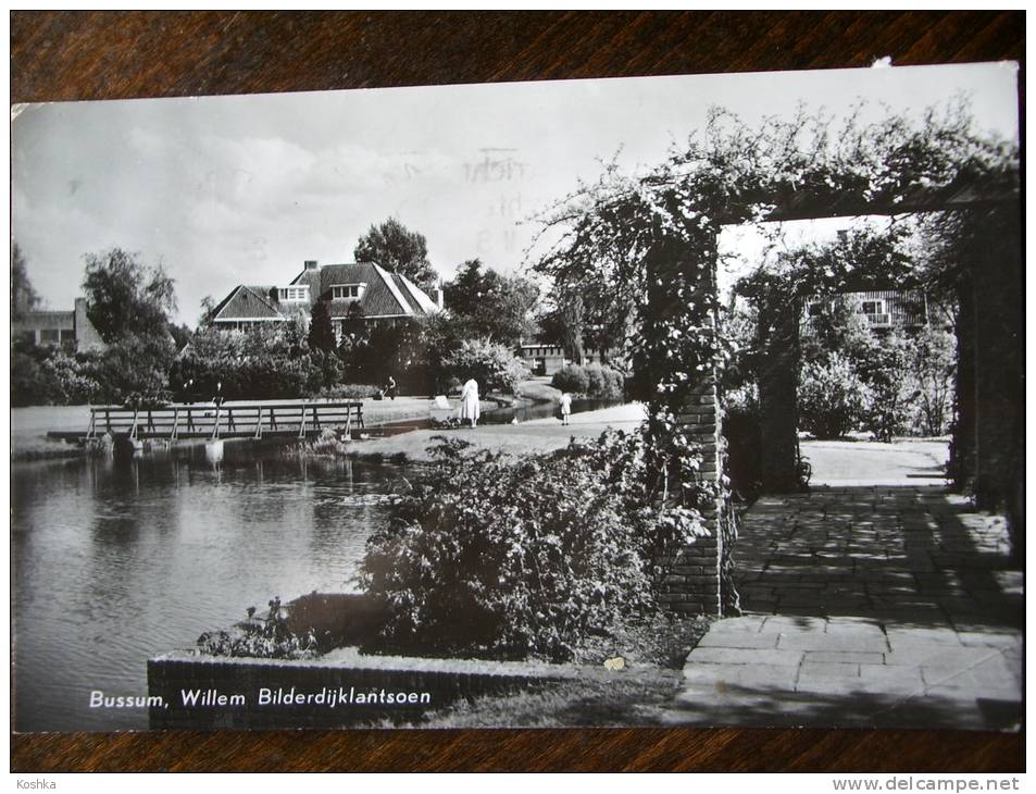 BUSSUM - Verzonden 1966 - Willem Bilderdijklantsoen  - Lot VO 4 - Bussum