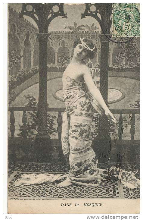 Belle Femme Dans La Mosquée Orientalisme Erotisme Robe Fourreau Sirene In The Mosque - Vrouwen