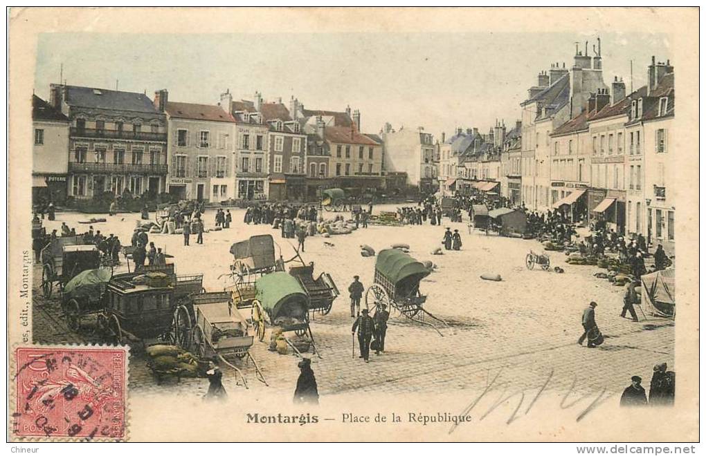 MONTARGIS  PLACE DE LA REPUBLIQUE - Montargis