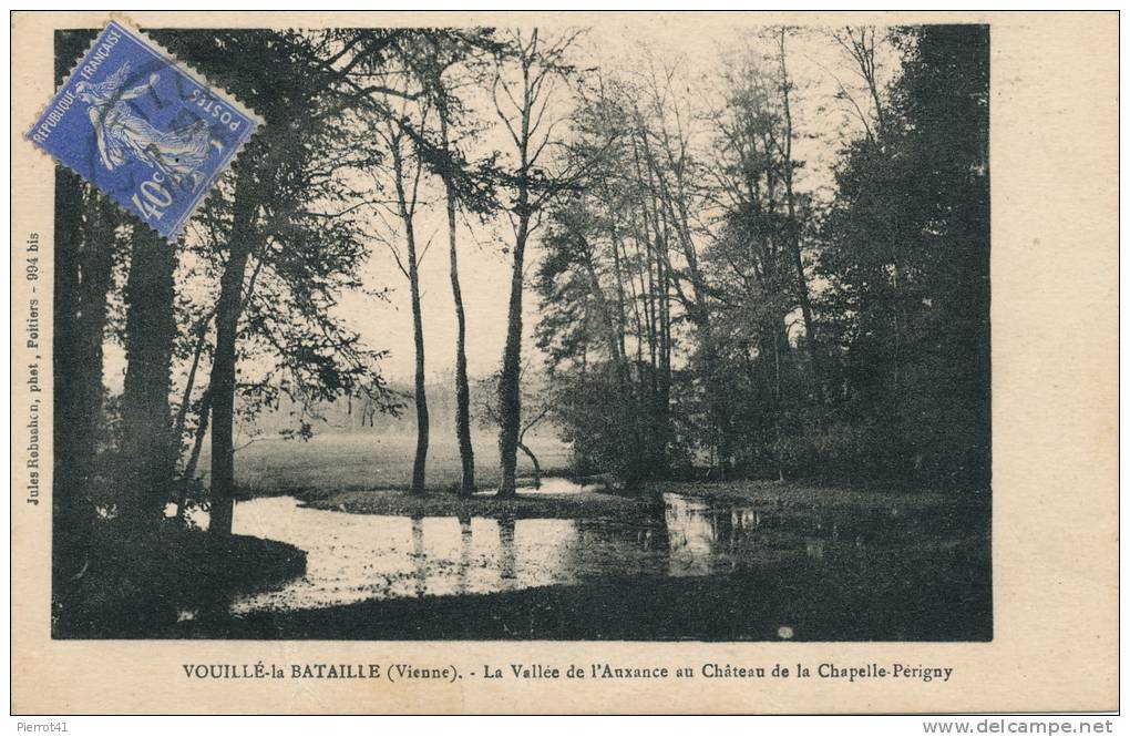 VOUILLE LA BATAILLE - La Vallée De L'Auxance Au Château De La Chapelle Perigny - Vouille