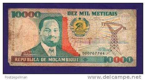 MOZAMBIQUE 1991, Banknote, USED VG.10.000 Meticais - Mozambique