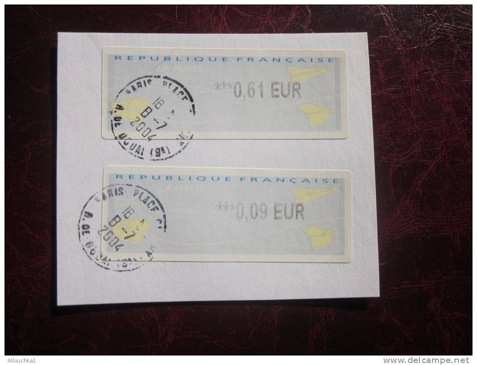 2 Vignettes D´affranchissement "type Laquo Avion En Papier" 08/07/2004 Paris 0,61euros+0,09 € Tarifs 2004 - 2000 Type « Avions En Papier »