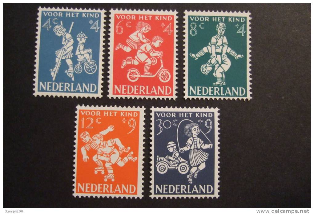 NETHERLANDS  1958  NVPH  715/19   MNH**   (SUR 108-050) - Unused Stamps