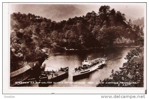 STEAMER SS SIR WALTER SCOTT APPROACHING PIER  LOCH KATRINE TROSSACHS (CARTE PHOTO) 3071 - Stirlingshire