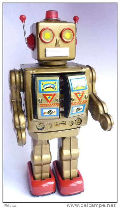 TRES BEAU Robot En Tôle Années 80 ?  Type SPACE WALK MAN - METAL KING - Toy Memorabilia