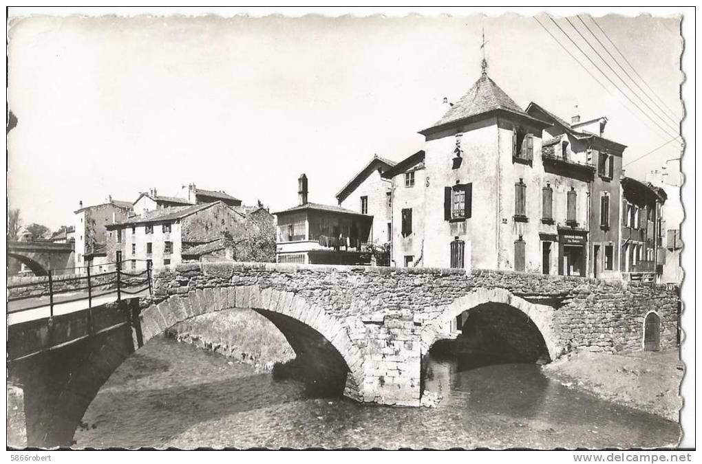 CARTE POSTALE ORIGINALE PHOTO DENTELEE : LANGOGNE ; LE PONT VIEUX SUR LE LANGOUYROU ; LOZERE (48) - Langogne