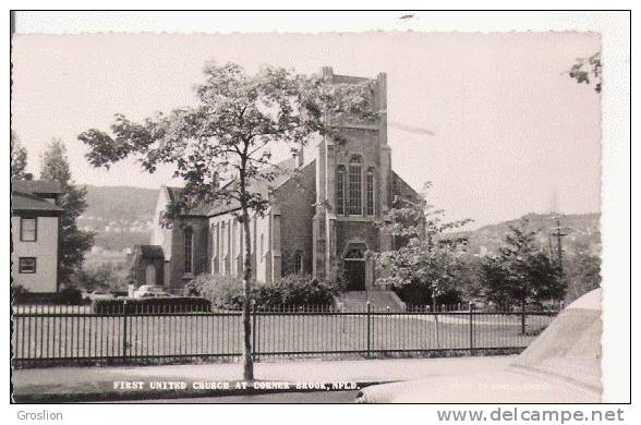 FIRST UNITED CHURCH AT CORNER BROOK  NFLD  (CARTE PHOTO) - Autres & Non Classés