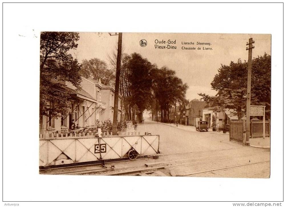 Mortsel Oude-god  Liersche Steenwegmet Café Prince Albert  Aan De Statie Gelopen 1930 Uitg:beirens - Mortsel