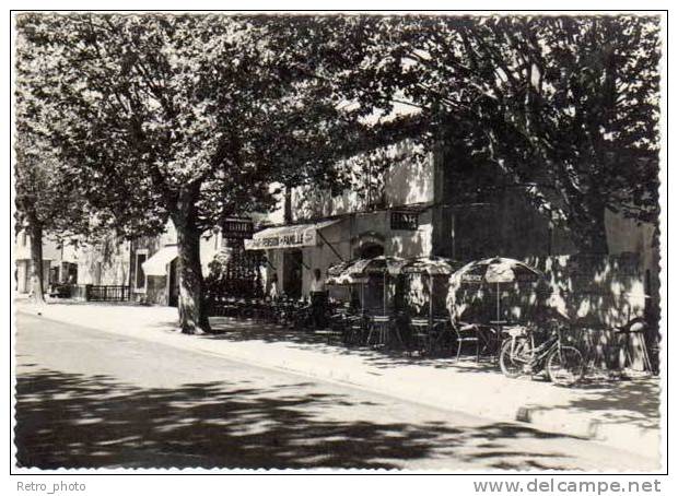 Le Pontet, L'Hôtel-Restaurant "chez Janot", Route De Carpentras - Le Pontet