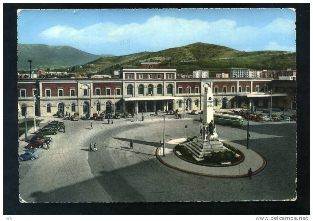 T1125 CARTOLINA SALERNO PIAZZA FERROVIA E STAZIONE  FG.V. - Salerno