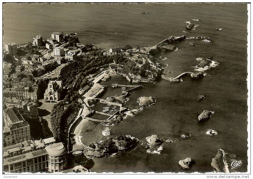 Francia--BIARRITZ--Carta Photo--Casino Bellevue--Port Des Pecheurs--Rocher De La Vierge--Vue Aerienne--C.A.P. Nº 209 - Casinos