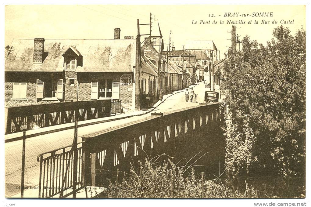 CPSM  80 - BRAY Sur SOMME    Le Pont De La Neuville Et La Rue Du Castel    Animation    (TBE) - Bray Sur Somme