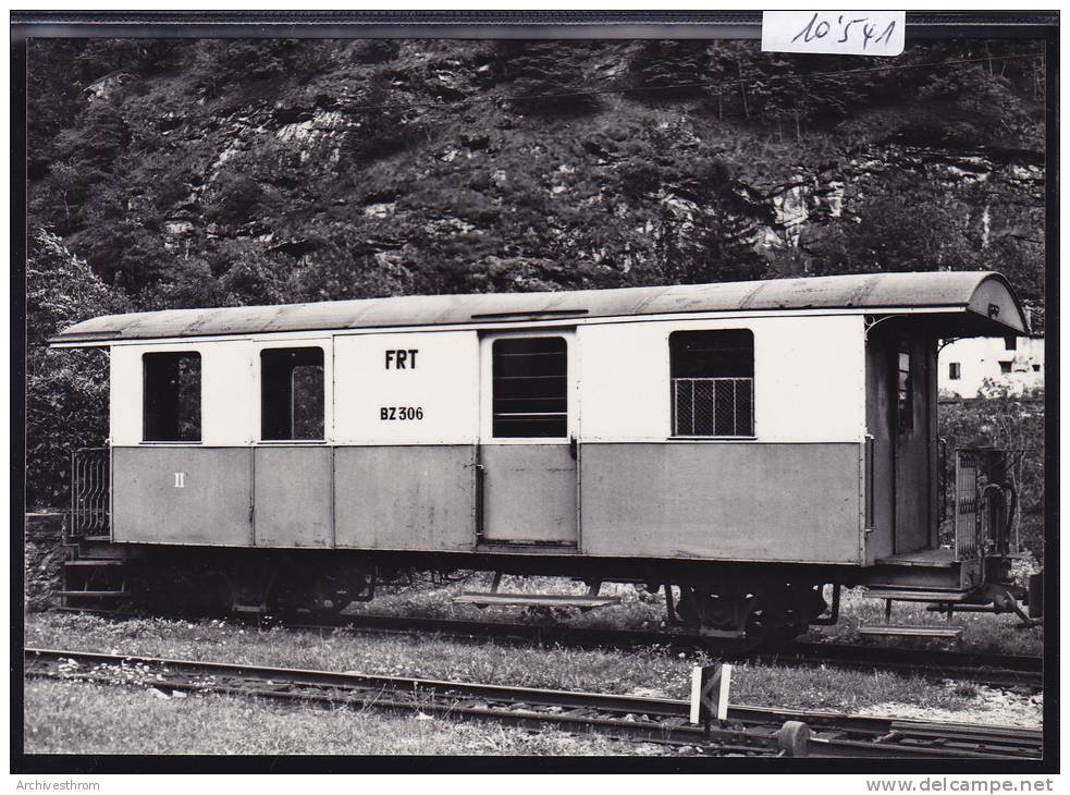 Bignasco (Valle Maggia) - Treno BZ2 306 (ex CF 71) - Nello 1964 ; Form. 10 / 15 (10´541) - Maggia