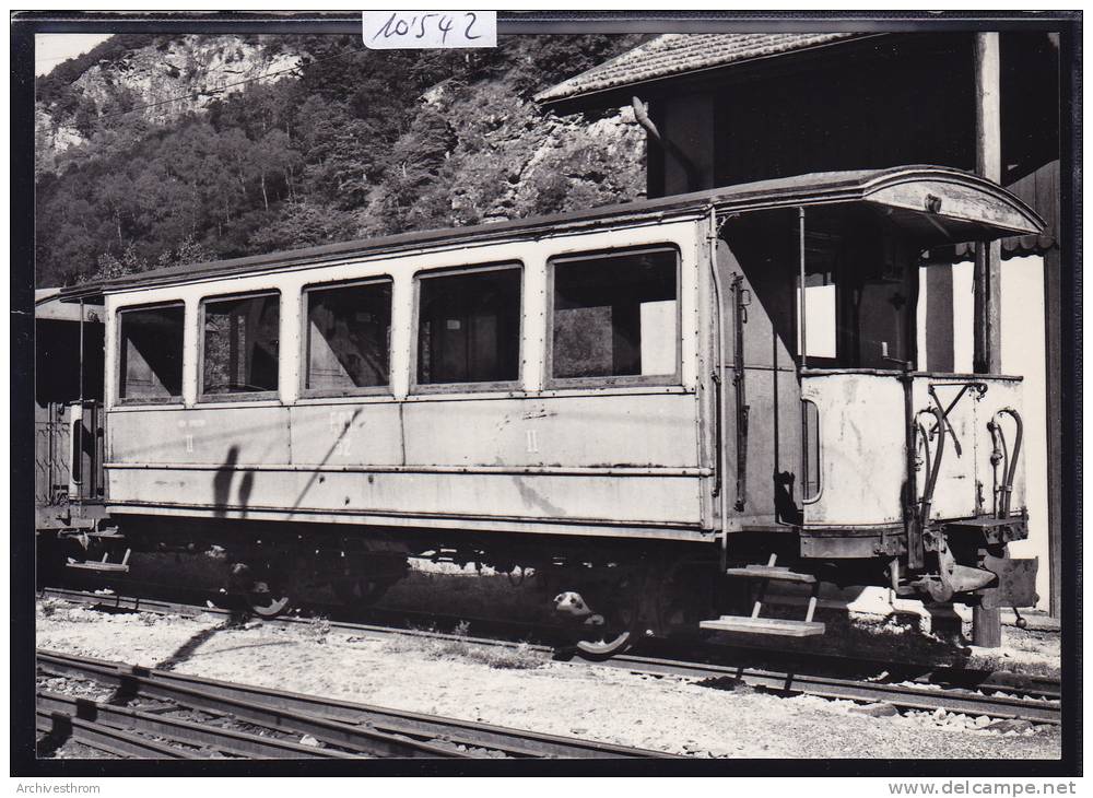 Bignasco (Valle Maggia) - Treno B2 52 (ex C 52) - Nello 1964 ; Form. 10 / 15 (10´542) - Maggia