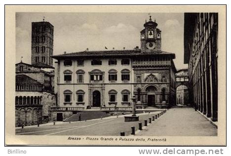 Arezzo: Piazza Grande E Palazzo Della Fraternità - Arezzo