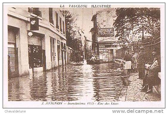 CPA - AVIGNON - INONDATIONS 1935 - RUE DES LICES - - Inondazioni