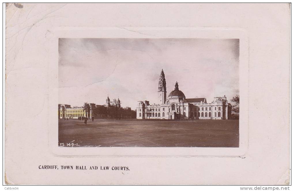 CARDIFF Town Hall And Law Courts (Timbre India Postage 1917 Posté De Kirkend India) - Cardiganshire