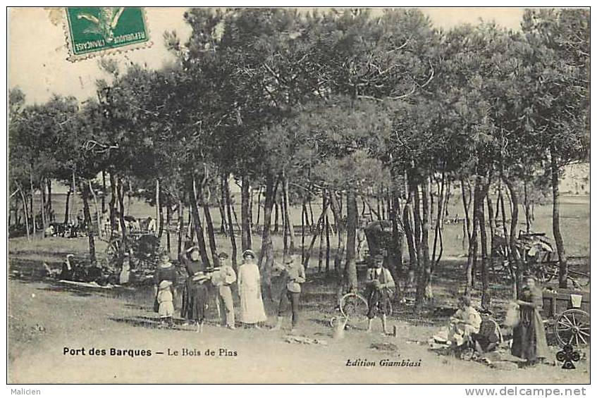 Charente Maritime - Port Des Barques -ref E706- Le Bois Des Pins  -carte Bon Etat   - - Autres & Non Classés